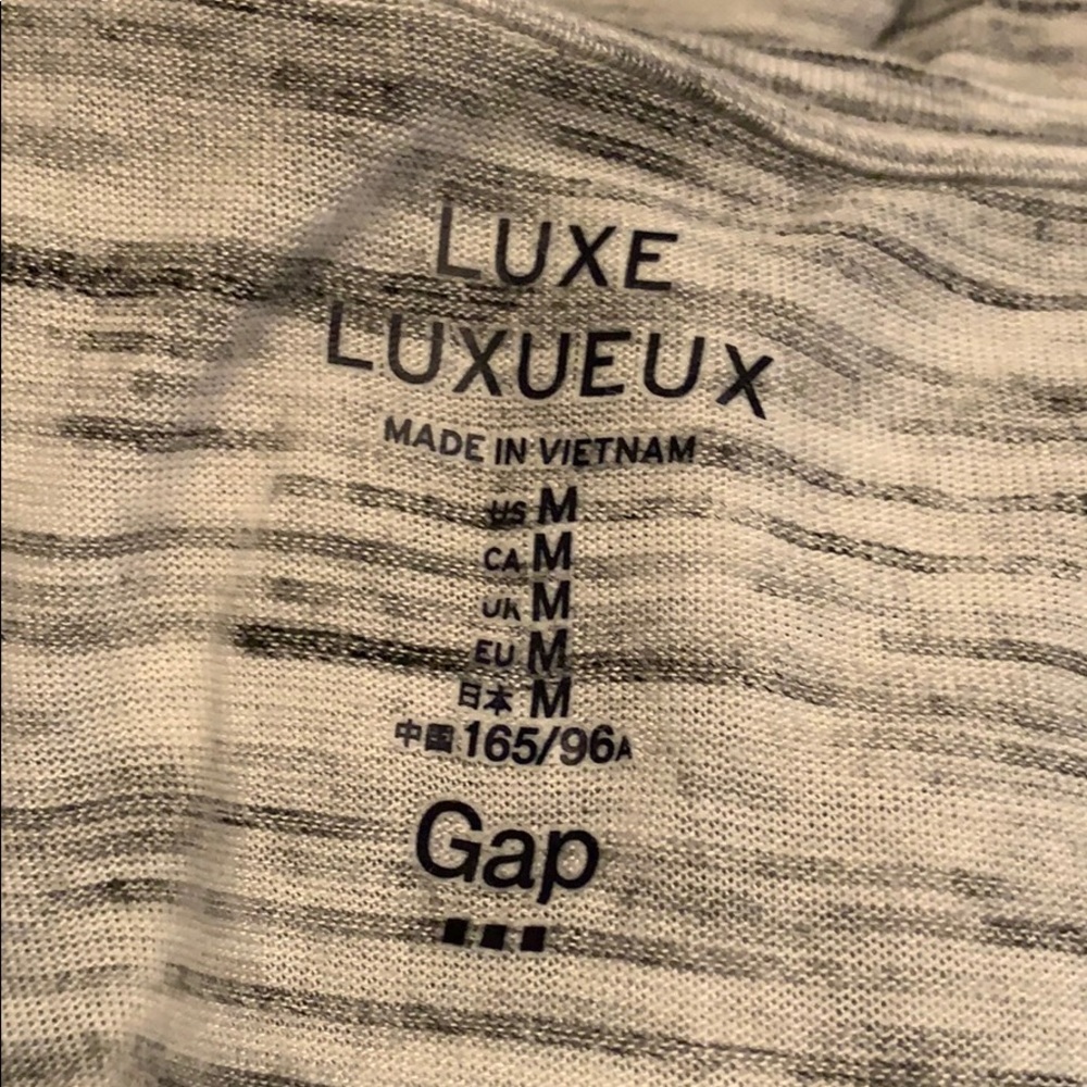 Gap Tank Top - Picture 4 of 4